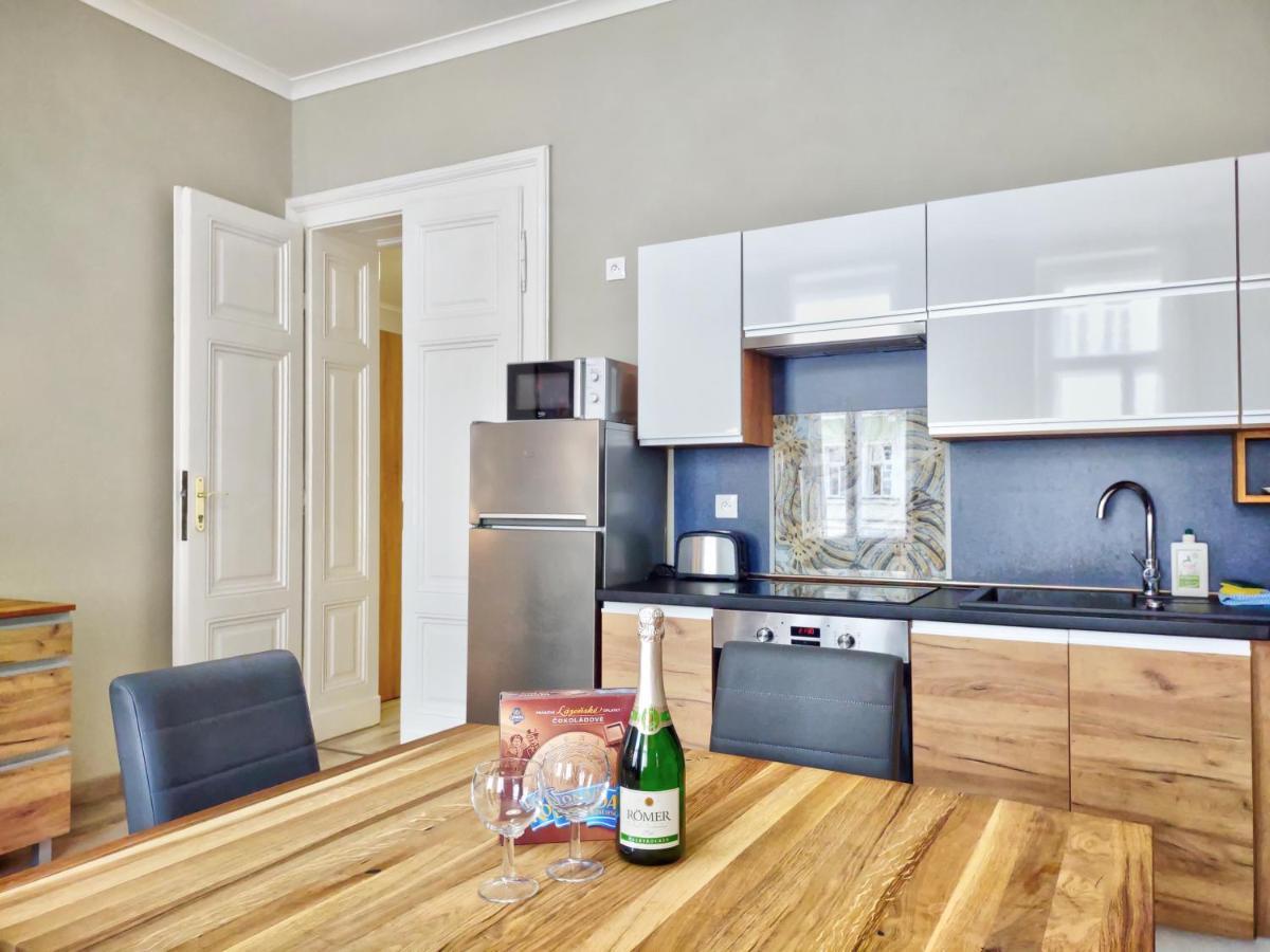 Karlsbad Family Apartment Extérieur photo